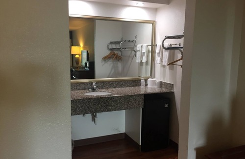 Nashville Hotel | Motel 6 Nashville, TN - Airport