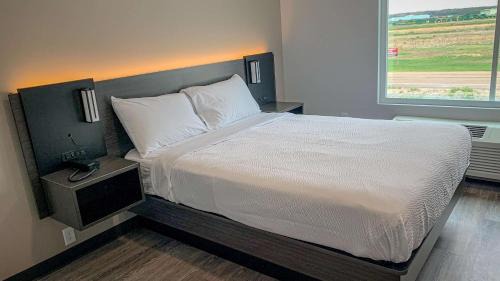 North Platte Hotel | Motel 6 North Platte, NE - East