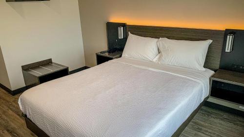 North Platte Hotel | Motel 6 North Platte, NE - East