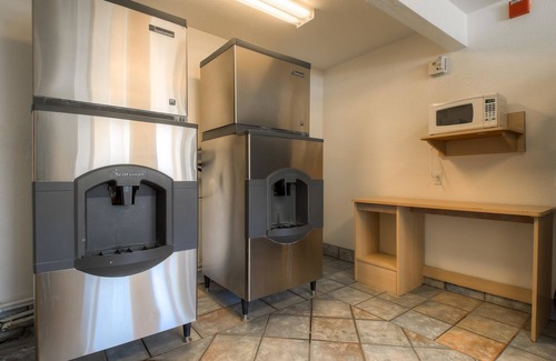 Rancho Mirage Hotel | Motel 6 Rancho Mirage, CA - Palm Springs