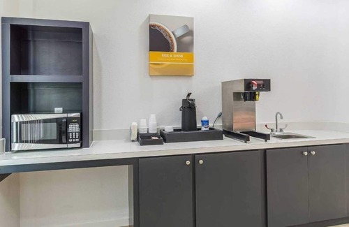 San Angelo Hotel | Motel 6 San Angelo, TX