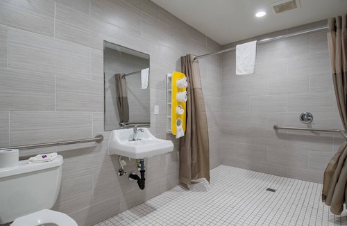 San Bernardino Hotel | Motel 6 San Bernardino, CA - Downtown