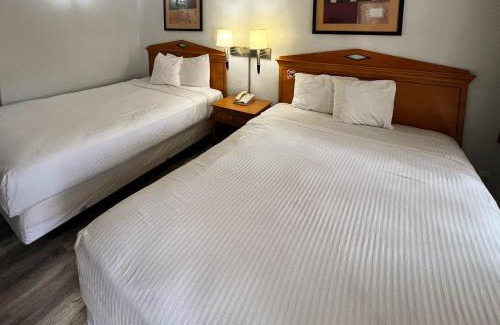 Marina District Hotel | Motel 6 San Francisco CA Lombard Street