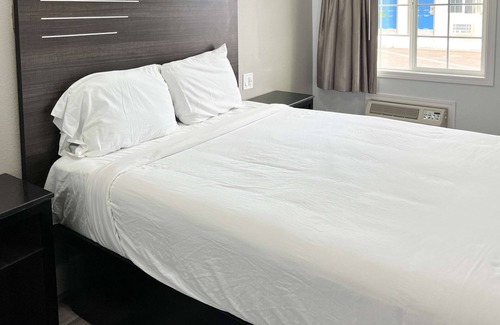 Westside Santa Cruz Hotel | Motel 6 Santa Cruz, CA