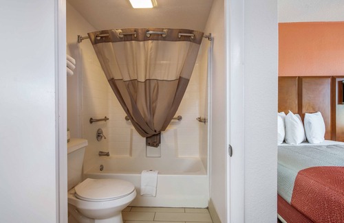 Van Buren Hotel | Motel 6 Van Buren, AR