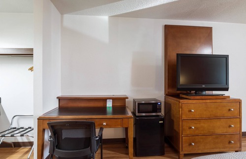 Van Buren Hotel | Motel 6 Van Buren, AR