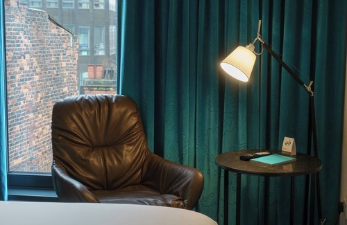Kaisermuhlen Hotel | Motel One Wien-Donau City