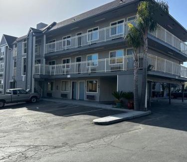 Westside Santa Cruz Hotel | Motel Santa Cruz