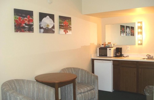 East Kootenay Hotel | Motel Tyrol