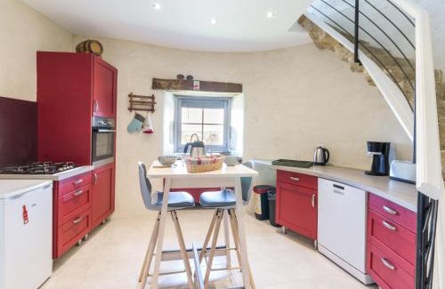 Monnieres Casa | Moulin 18ème siècle, 3 chambres, jardin, wifi à Monnières - FR-1-306-1164