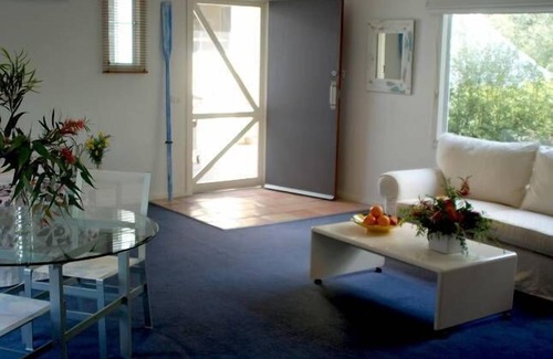 Mount Martha Cabaña | Mount Martha, White Lilac Holiday Studio