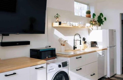 South Tabor Apartamento | Mount Tabor Loft With Hot Tub