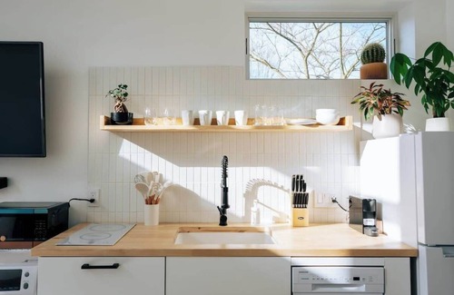 South Tabor Apartamento | Mount Tabor Loft With Hot Tub