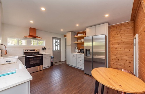 Swanton Casa | Mountain Air, Hot Tub & Game Room Bliss