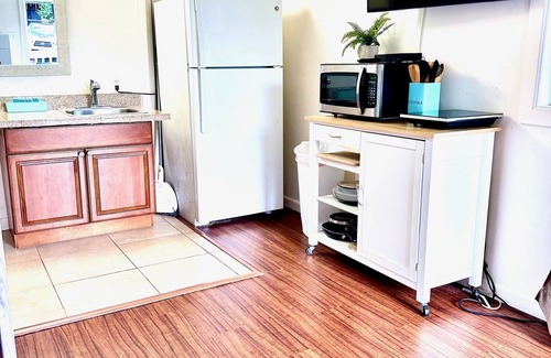 Hauula Apartamento | Mountain and ocean views -5 minutes from the PCC