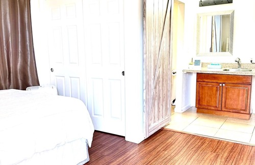 Hauula Apartamento | Mountain and ocean views -5 minutes from the PCC