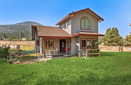 Weed Casa | Mountain Breeze - Pet Friendly Read Our Reviews
