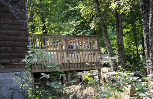Harrison Cabina | Cabaña de montaña en 50 acres, autoaislado usted y su familia