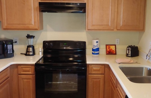 Ruidoso Condominio | COZY, CLEAN CONDO, 206, GREAT VIEWS OF THE VILLAGE AND SIERRA BLANCA.