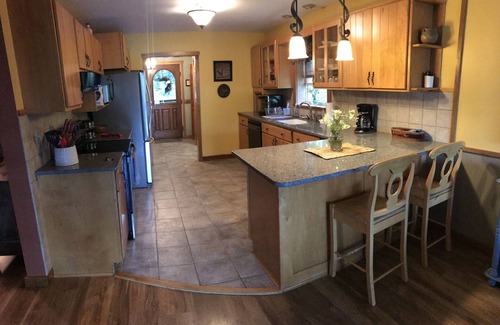 Town of Hermon Casa | Trucha Lake Waterfront Cottage en el área del parque Adirondack
