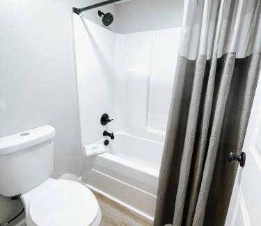 Townsend Hotel | Mountain Family Twin Room