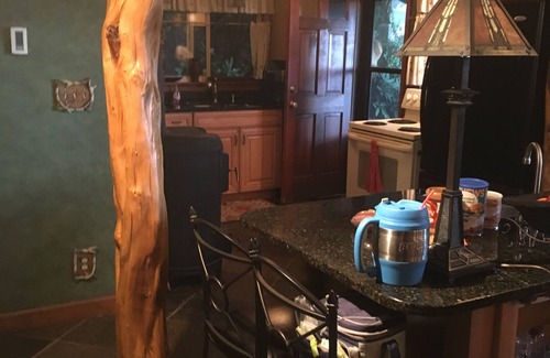 Spruce Pine Casa | Mountain Getaway, muy privada en 10 acres con vistas panorámicas