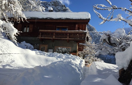 Servoz Chalet De Esquí | Chalet de guía de montaña en el valle de Chamonix.
