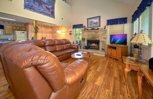 Chalet Village Cabina | Mountain Hideaway by Jackson Mountain Rentals