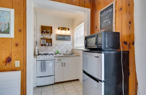 Mountain Home Cabina | Mountain Home Cabin w/ Fire Pit < 1 Mi to Lake!