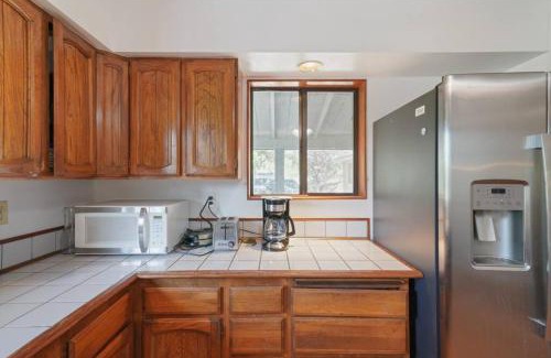 Beaver Casa | Mountain Home w/a River in Back - Close to Skiing