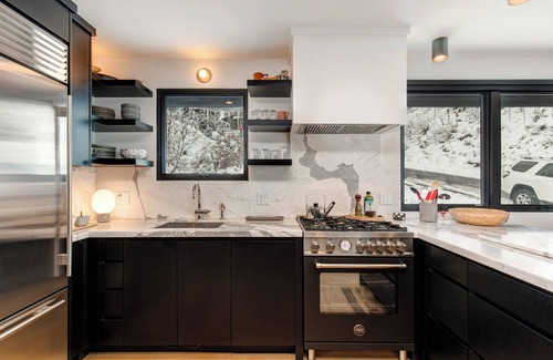 Downtown Park City Cabina | Mountain home walking distance to Old Town, PCMR