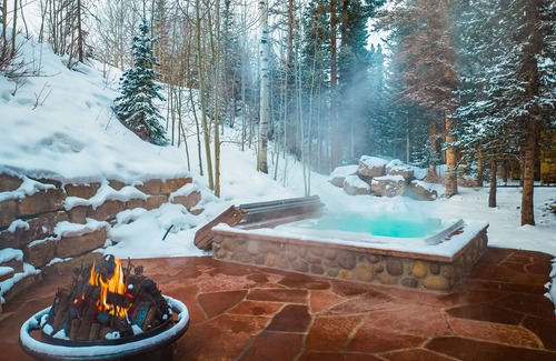 Mountain Village Casa | Mountain lodge with easy ski access & private hot tub - dog-friendly