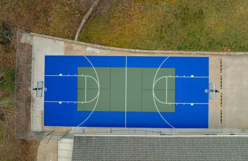 Skyland Casa | Mountain Mansion Estate Luxurious Family Fun