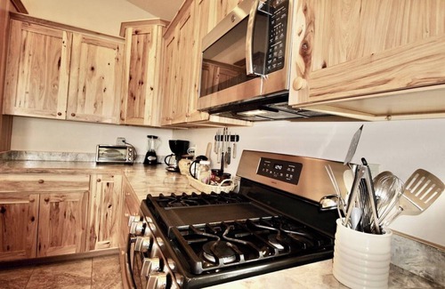 Whitehall Casa | Mountain Oasis with Spectacular Views 1001