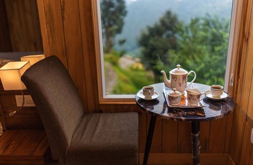 Kaul Villa | Mountain Retreat By Ebony Stays –Luxury Villa in Mukteshwar with Himalayan Views