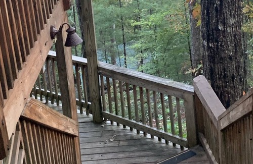 Clayton Cabina | Mountain Retreat Near Tallulah River And Lake Burton