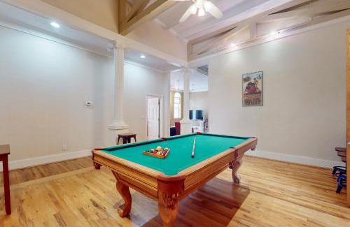 Whittier Casa | Mountain Stream Haven