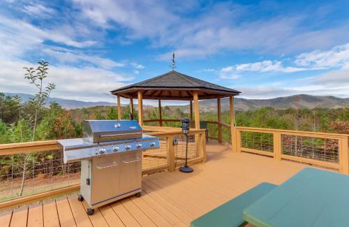 Copperhill Casa | Mountain View and Fire Pit Modern Copperhill Home