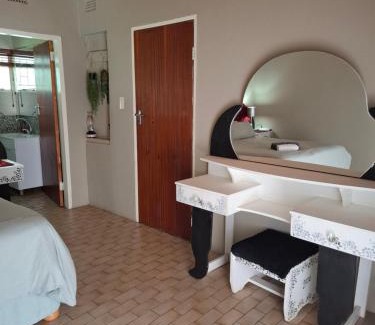 Umjindi Casa | Mountain View Cottage