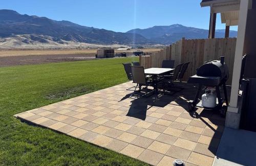 Monroe Casa | Mountain View Lodging