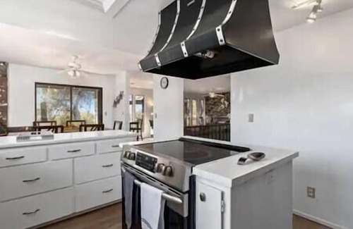 Rough and Ready Casa | Mountain View Retreat: Your Perfect Getaway