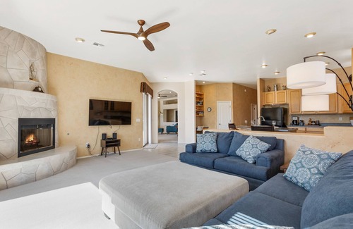 Oro Valley Casa | Mountain View Retreat- Gorgeous Pools