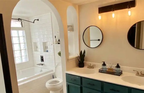 Northeast El Paso Casa | Mountain View Vista Your home away from home!