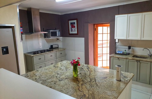 Drakensberg Gardens Casa | Mountain View Cottages Self Catering
