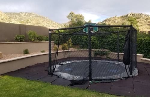 Foothills South Casa | Mountain Views, Backyard Trail Access, 2 King Beds