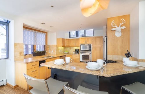 Mountain Village Casa | Mountain Village Panoramic Views, Hot Tub, Fireplace 3 Bedroom Townhouse by RedAwning