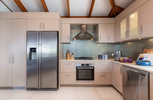 Buderim Casa | Mountains to coast: Bayu Lookout