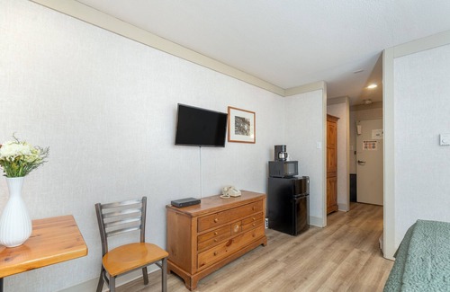 Telluride Apartamento | Mountainside Inn 205 1 Bedroom Hotel Room by Alpine Lodging Telluride