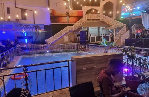 Ojodu Apartamento | mountaintop suite and apartment