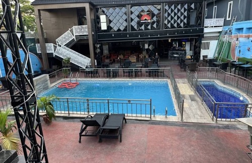 Ojodu Apartamento | mountaintop suite and apartment